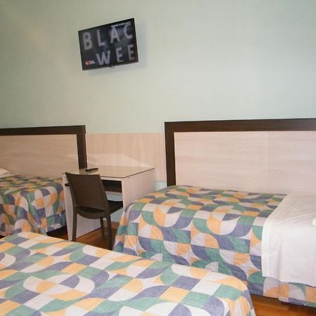 Torino Central-- Rooms And Apartments - Alba Exterior foto